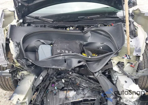 2024 Tesla Model 3 Long Range Dual Motor All-Wheel Drive z USA, uszkodzony, nr VIN 5YJ3E1EB4RF864093